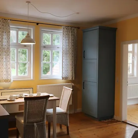 Forsthaus In Waldhessen * Bauhaus