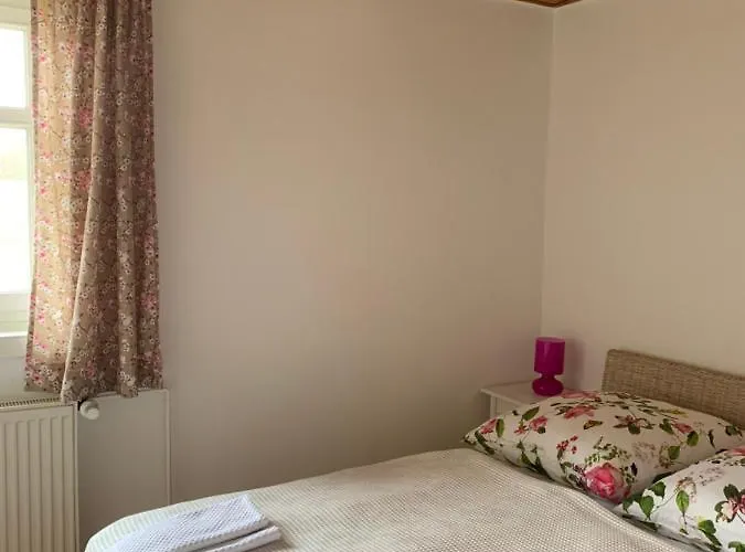 Forsthaus In Waldhessen Daire Bauhaus